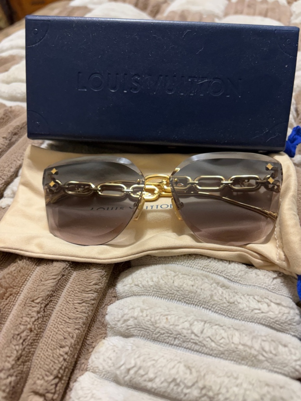 Louis Vuitton Women's Gold Chain Detail Sunglasses with Brown Gradient Lenses